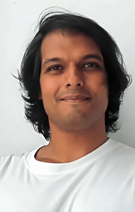A headshot of Jeremy Murray